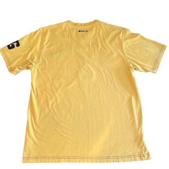 Coogi Australia Since 1969 Embroidered Kangaroo & Flag Yellow V Neck T Shirt - Picture 6 of 7